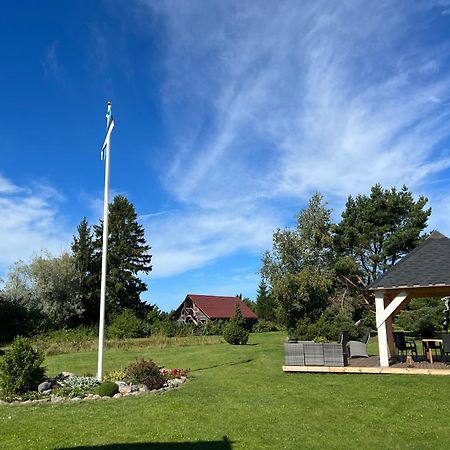 Suurekivi Kuelalistemaja Reigi Exterior foto