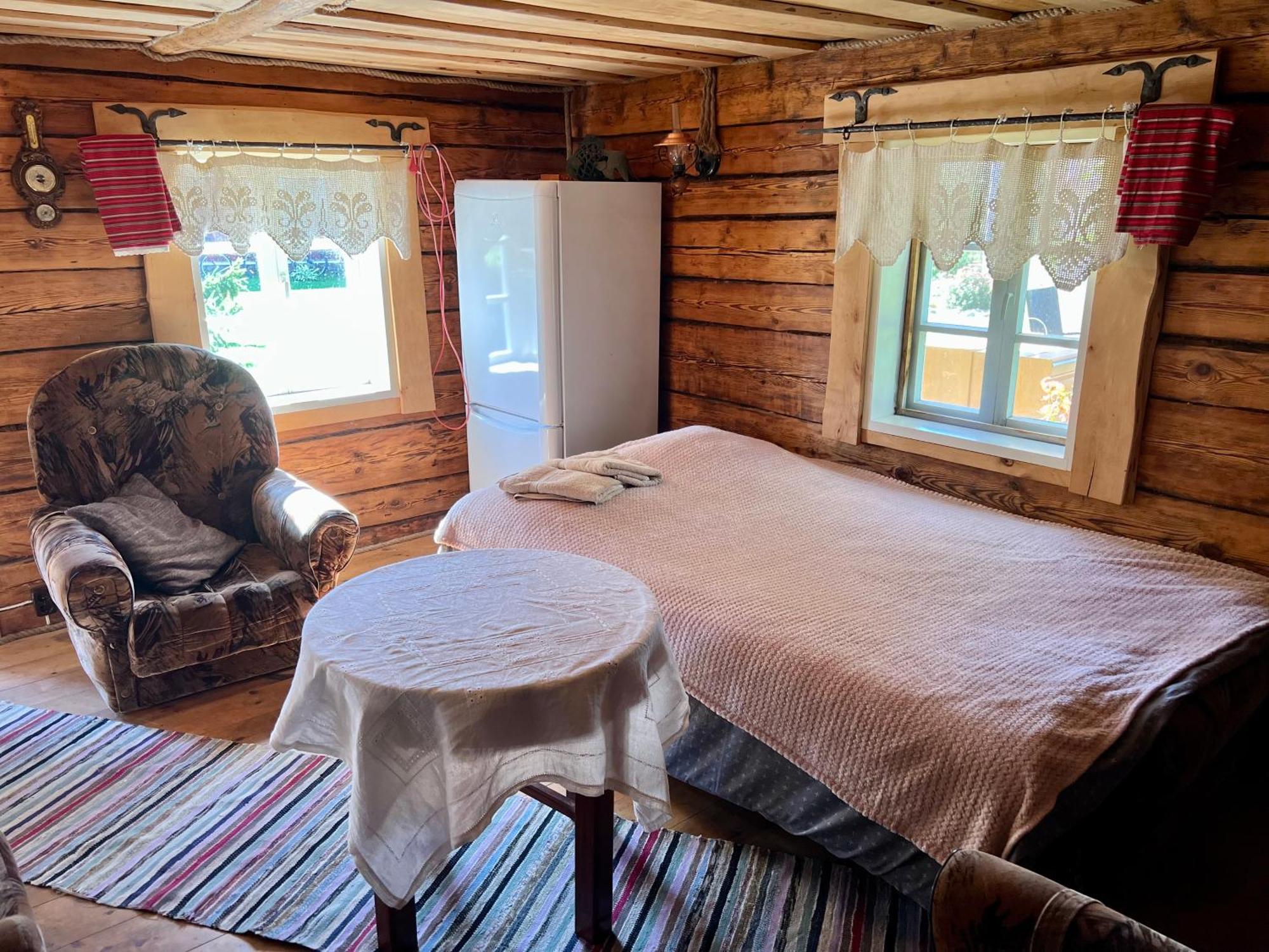 Suurekivi Kuelalistemaja Reigi Exterior foto