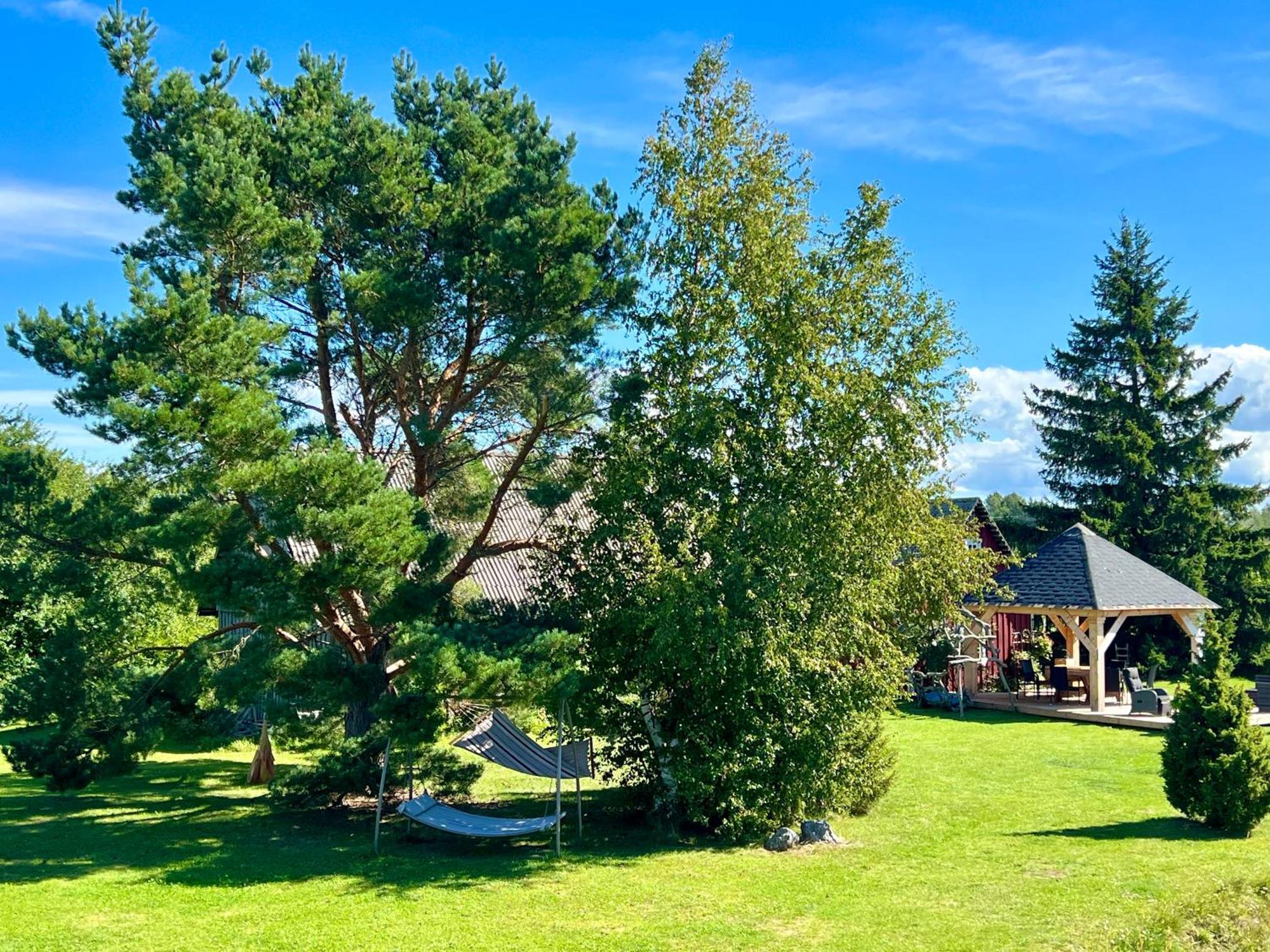 Suurekivi Kuelalistemaja Reigi Exterior foto